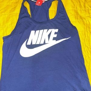 Women’s workout clothes